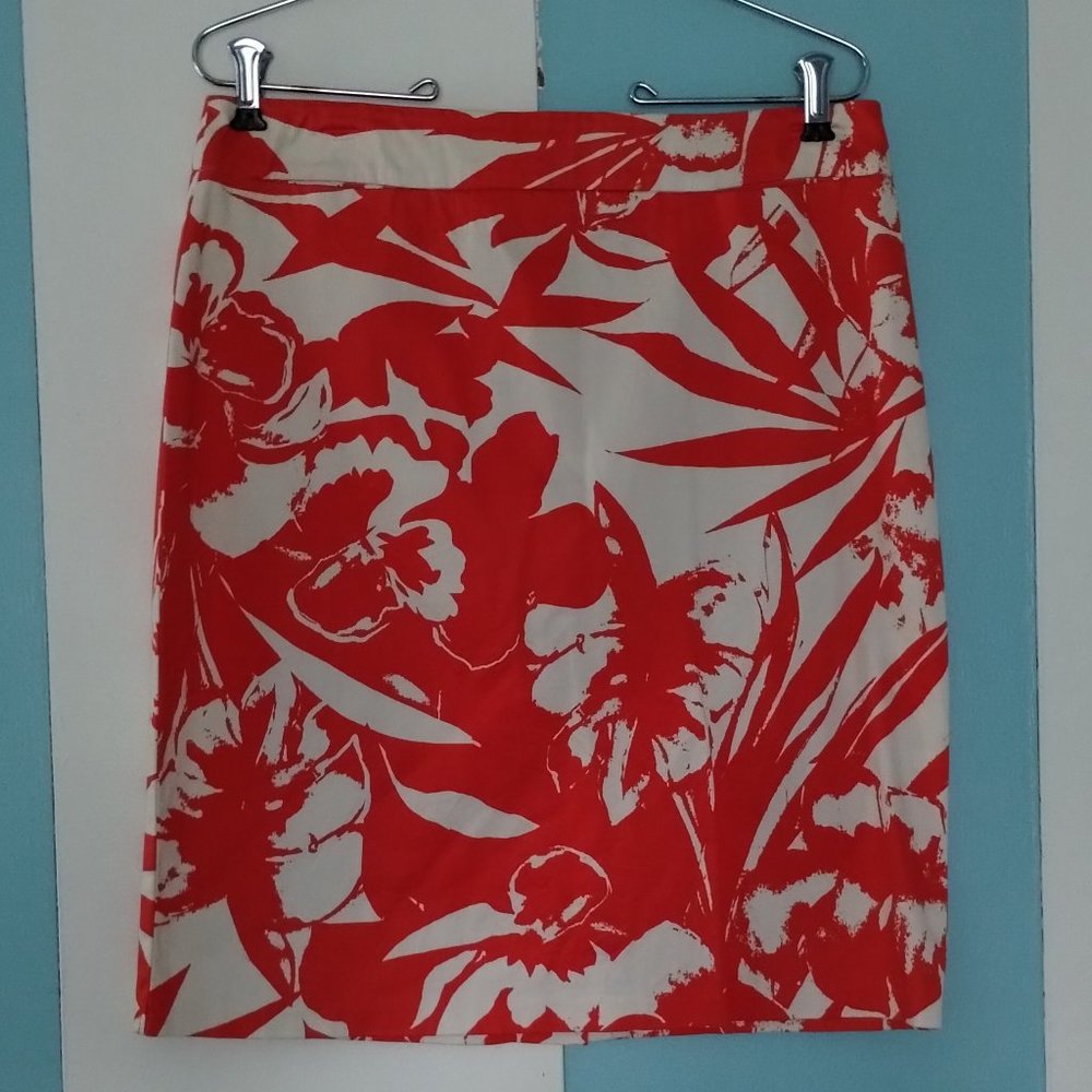 New York & Company Stretch Tropical Skirt - Picture 6 of 7